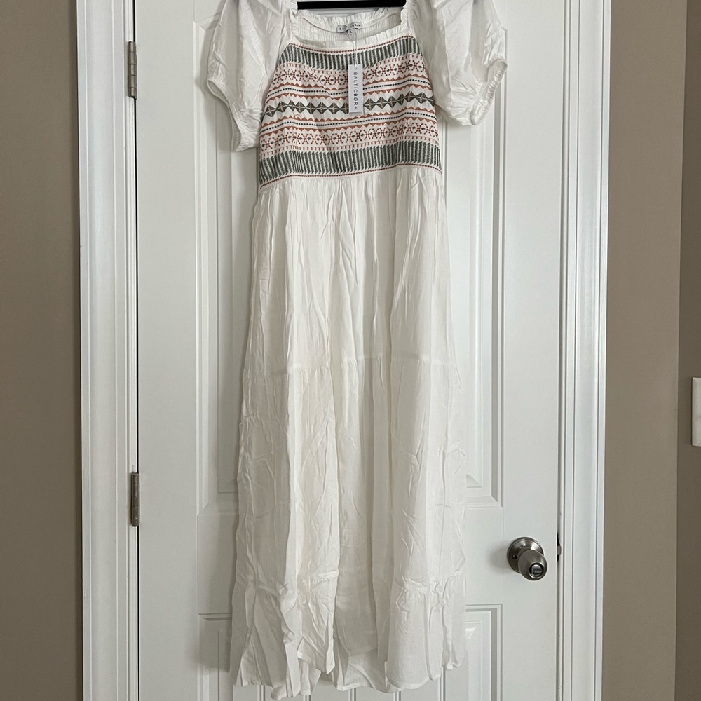 Newcastle Embroidered Midi Dress | White